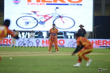 CCL 5 Telugu Warriors vs Bengal Tigers Match Photos